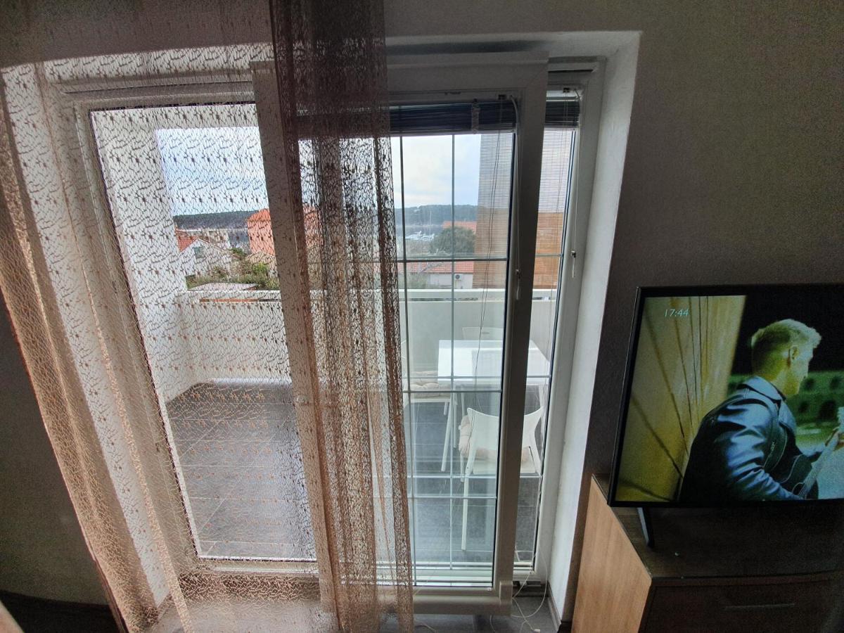 Ferienwohnung 6 M, 50 M Do Plaze Barbat na Rabu Exterior foto
