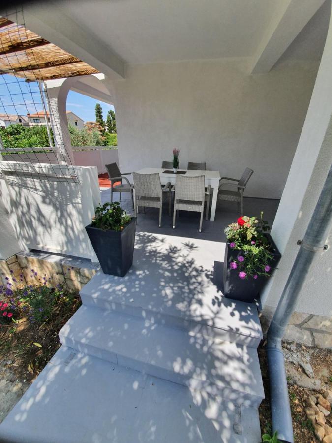 Ferienwohnung 6 M, 50 M Do Plaze Barbat na Rabu Exterior foto