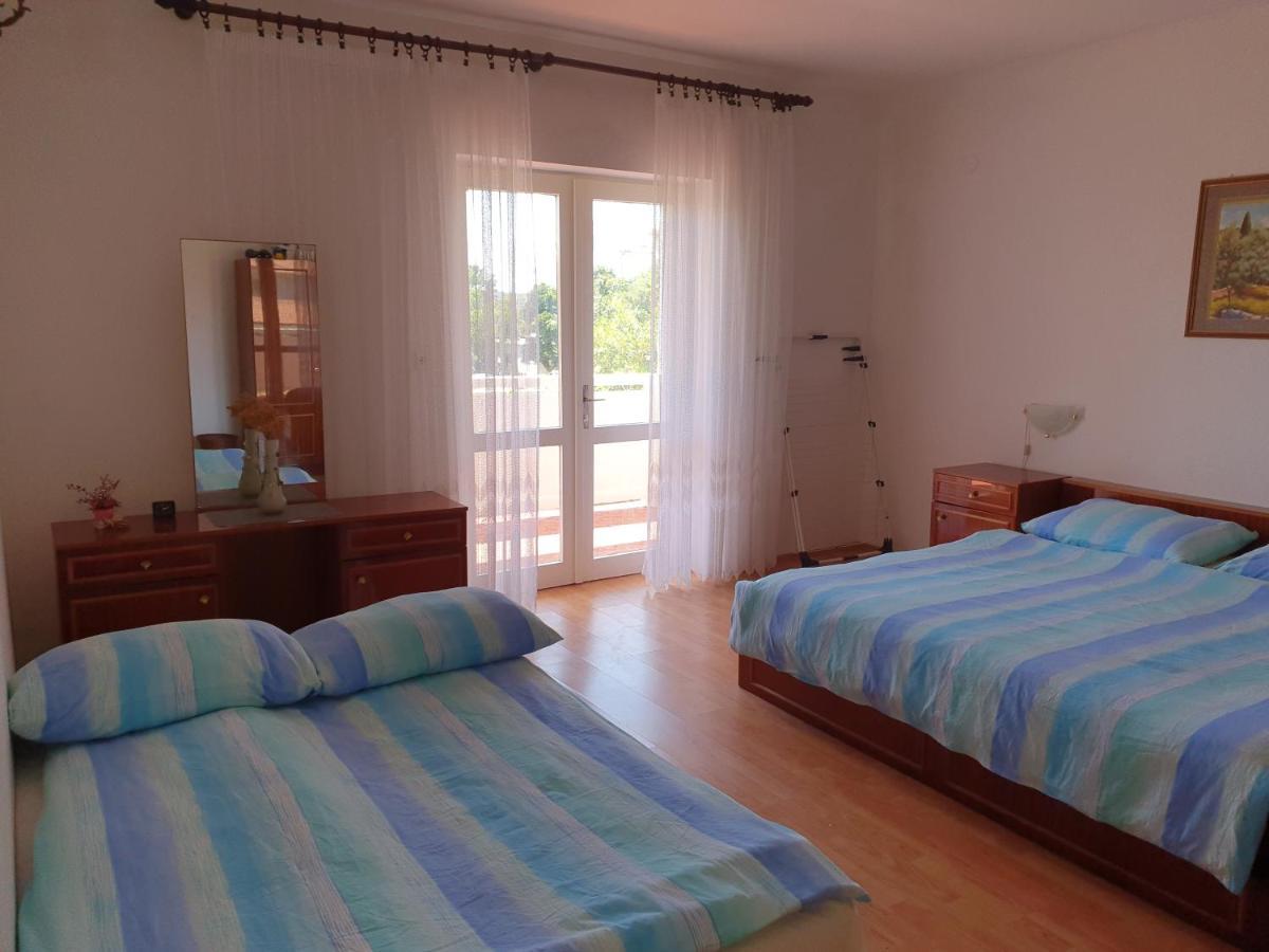 Ferienwohnung 6 M, 50 M Do Plaze Barbat na Rabu Exterior foto