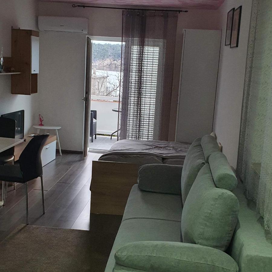 Ferienwohnung 6 M, 50 M Do Plaze Barbat na Rabu Exterior foto