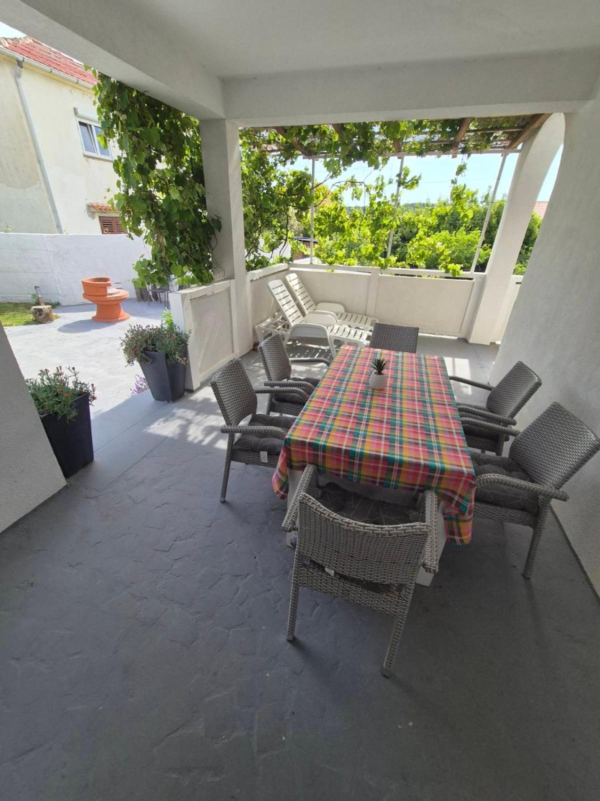 Ferienwohnung 6 M, 50 M Do Plaze Barbat na Rabu Exterior foto