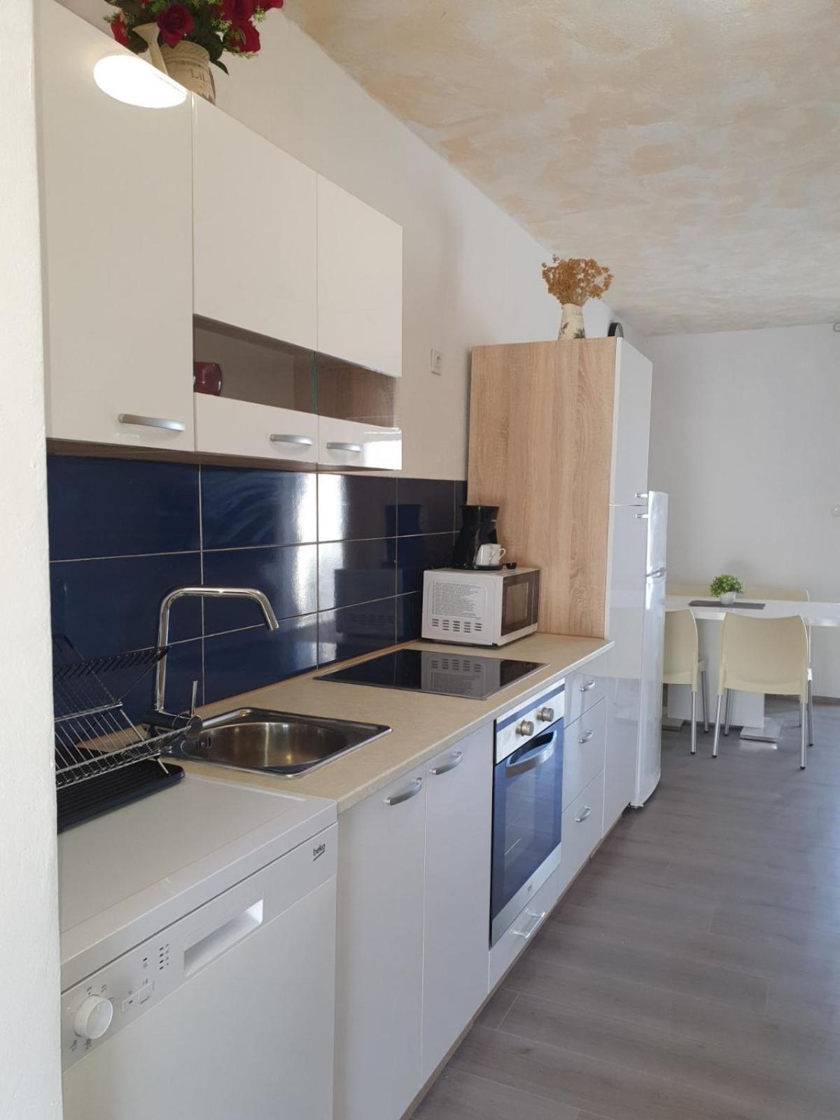 Ferienwohnung 6 M, 50 M Do Plaze Barbat na Rabu Exterior foto